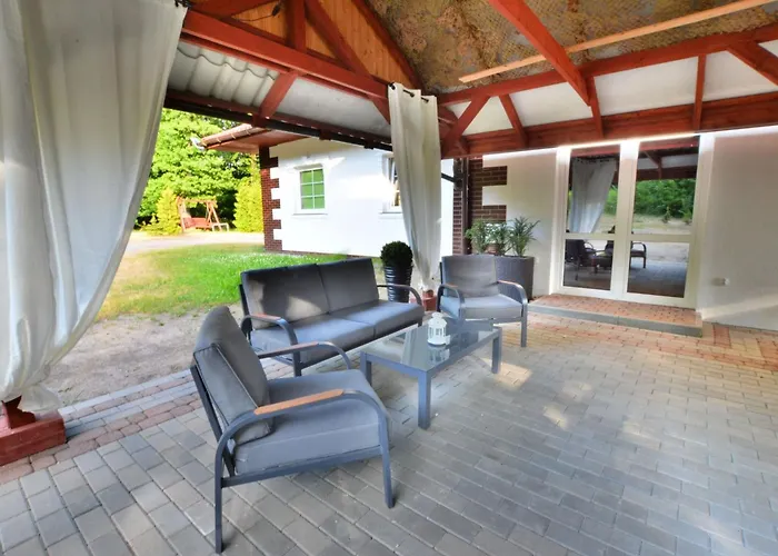 Willa In Swiecianowo Near Baltic Sea Paproty