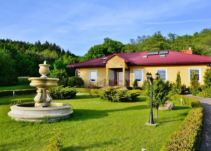 In Swiecianowo Near Baltic Sea Willa Paproty